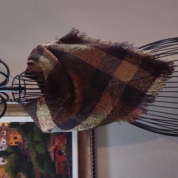 Vintage Plaid Boucle Scarf - Picture 1 of 4